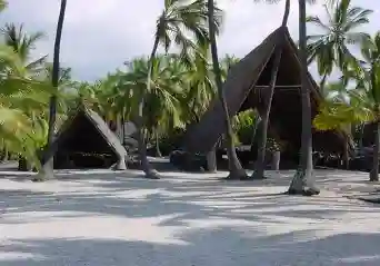 Pu'uhonua o Honaunau National Historical Park