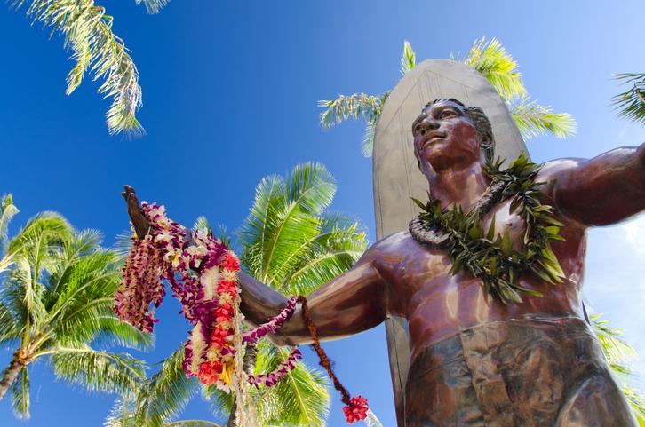 Lei Etiquette - Hawaiian Leis - Hawaiian Flower Leis